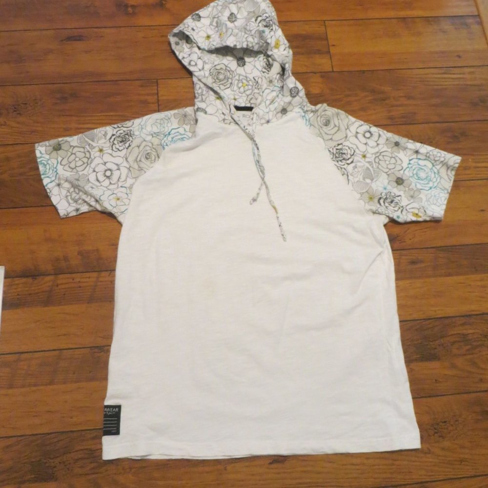 ROCAWEAR WHITE HOODED TOP